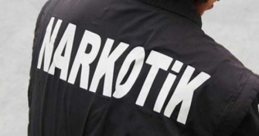 BOLU POLİSİNDEN ZEHİR TACİRLERİNE SUÇÜSTÜ!
