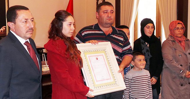 GURBETCİDEN AĞLATAN ÖRNEK DAVRANIŞ