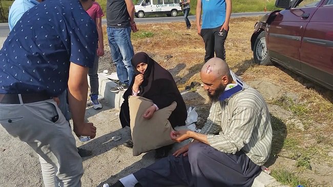 ELMALIK KAVŞAĞI'NDA KAZA : 5 YARALI
