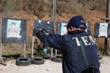 POLİSLERİN NEFES KESEN EĞİTİMİ