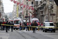 İSTİKLAL CADDESİ'NDE CANLI BOMBA SALDIRISI