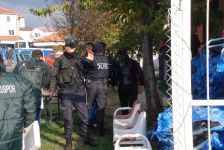 KARAÇAYIR'DA MAÇ SONU ORTALIK KARIŞTI