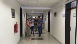 AKADEMİSYENLERİ ALKIŞLARLA UĞURLADILAR