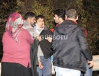 KAVŞAKTA ÇARPIŞTILAR, 3 KİŞİ YARALANDI