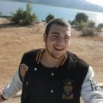 22 YAŞINDAKİ GENÇ KENDİNİ ASTI