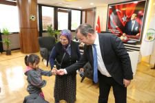 BAŞKAN ÖZCAN HALKI DİNLEDİ