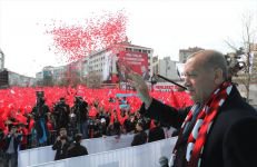 ERDOĞAN'IN MİTİNGİNDEN RENKLİ GÖRÜNTÜLER