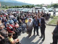 HASTALARLA BİRLİKTE GÖBEK ATTI