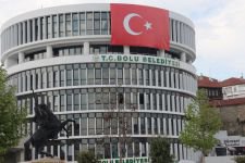 İZZET BAYSAL CADDESİ BÖYLE ÇOK GÜZEL