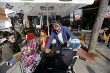 KENT MEYDANI'NDA ÖZCAN RÜZGARI