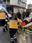 YOL ORTASINDA BIÇAKLAYIP KAÇTI