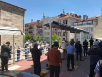 BOLU'DA CAMİ AVLULARI DOLDU