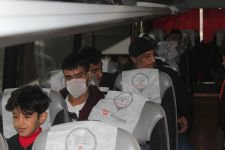 BOLU'DAKİ MÜLTECİLER YOLA ÇIKTI