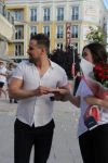 CADDE ORTASINDA EVLENME TEKLİFİ