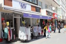 MAĞAZALARA HÜCUM ETTİLER