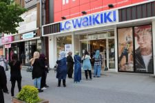 MAĞAZALARA HÜCUM ETTİLER