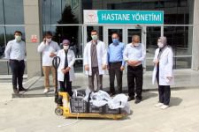 HEMŞİRELERE BALIKLI SÜRPRİZ