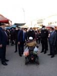 VALİ ÜMİT MEGAFONLA SESLENDİ