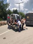 70 YAŞINDAKİ KADINA KARGO ARACI ÇARPTI
