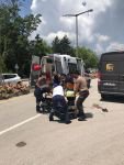 70 YAŞINDAKİ KADINA KARGO ARACI ÇARPTI