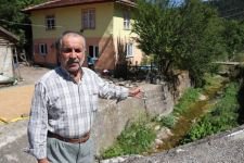 AFET BÖLGESİ KÖY 7 YILDIR TAŞINMAYI BEKLİYOR