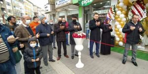 GELİNLERİN YENİ ADRESİ