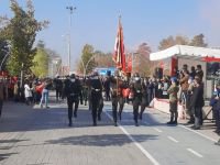 KOMANDOLAR CADDEYİ İNLETTİ