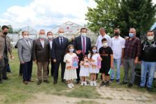 TOPRAKSIZ TARIM, ÜRÜNLERİNİ VERMEYE BAŞLADI