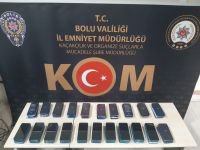 ONLARCA KAÇAK TELEFONLA YAKALANDI