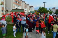 ŞEVVAL SAM GÜZELLİĞİYLE BÜYÜLEDİ