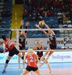 SULTANLAR SAHADAN MAĞLUP AYRILDI