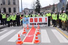 YAYA GEÇİTLERİ ARTIK KIRMIZI
