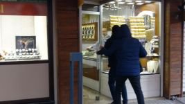 BOLU’DA FİLM SAHNELERİNİ ARATMAYAN KUYUMCU SOYGUNU