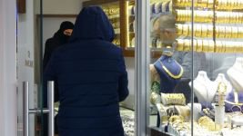 BOLU’DA FİLM SAHNELERİNİ ARATMAYAN KUYUMCU SOYGUNU