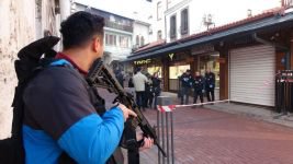 BOLU’DA FİLM SAHNELERİNİ ARATMAYAN KUYUMCU SOYGUNU