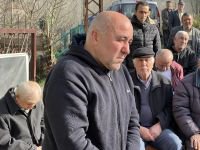 BOLU'DA OĞLU İÇİN HASTANE ÖNÜNDE YATMIŞTI… ACI HABER GELDİ
