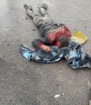 EMNİYET KEMERİ TAKMAYAN SÜRÜCÜ MİNİBÜSÜN CAMINDAN YOLA UÇTU