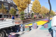 İZZET BAYSAL CADDESİNE RENK GELDİ