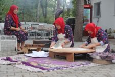 KÖYLÜ KADINLAR DÜNYAYA AÇILMAYI HEDEFLİYOR
