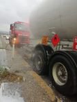LNG YÜKLÜ TIR AZ KALSIN PATLIYORDU