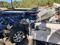 OTOYOLDA OTOMOBİL TIR’A ARKADAN ÇARPTI 2 ÖLÜ 1 YARALI