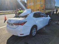 OTOYOLDA OTOMOBİL TIR’A ARKADAN ÇARPTI 2 ÖLÜ 1 YARALI