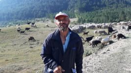 BARTIN'DAN ÇOBANLIK İÇİN BOLU'YA GELDİ