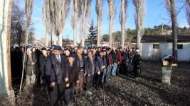 FECİ KAZADA CAN VEREN KADIN, GÖZYAŞLARIYLA TOPRAĞA VERİLDİ
