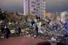 KAHRAMANMARAŞ'TA 7,4 BÜYÜKLÜĞÜNDE DEPREM
