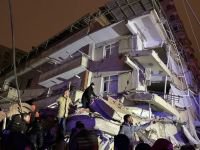 KAHRAMANMARAŞ'TA 7,4 BÜYÜKLÜĞÜNDE DEPREM