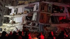 KAHRAMANMARAŞ'TA 7,4 BÜYÜKLÜĞÜNDE DEPREM