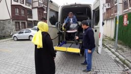 13 YAŞINDAKİ SPİNA BİFİDA HASTASI ÇOCUĞUN AKÜLÜ ARAÇ SEVİNCİ YÜREKLERİ ISITTI