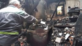 2 KATLI EVİ VE EŞYALARI KÜLE DÖNDÜ...  