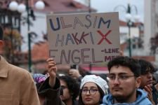 BOLU'DA ÖĞRENCİLER AYAKLANDI: 